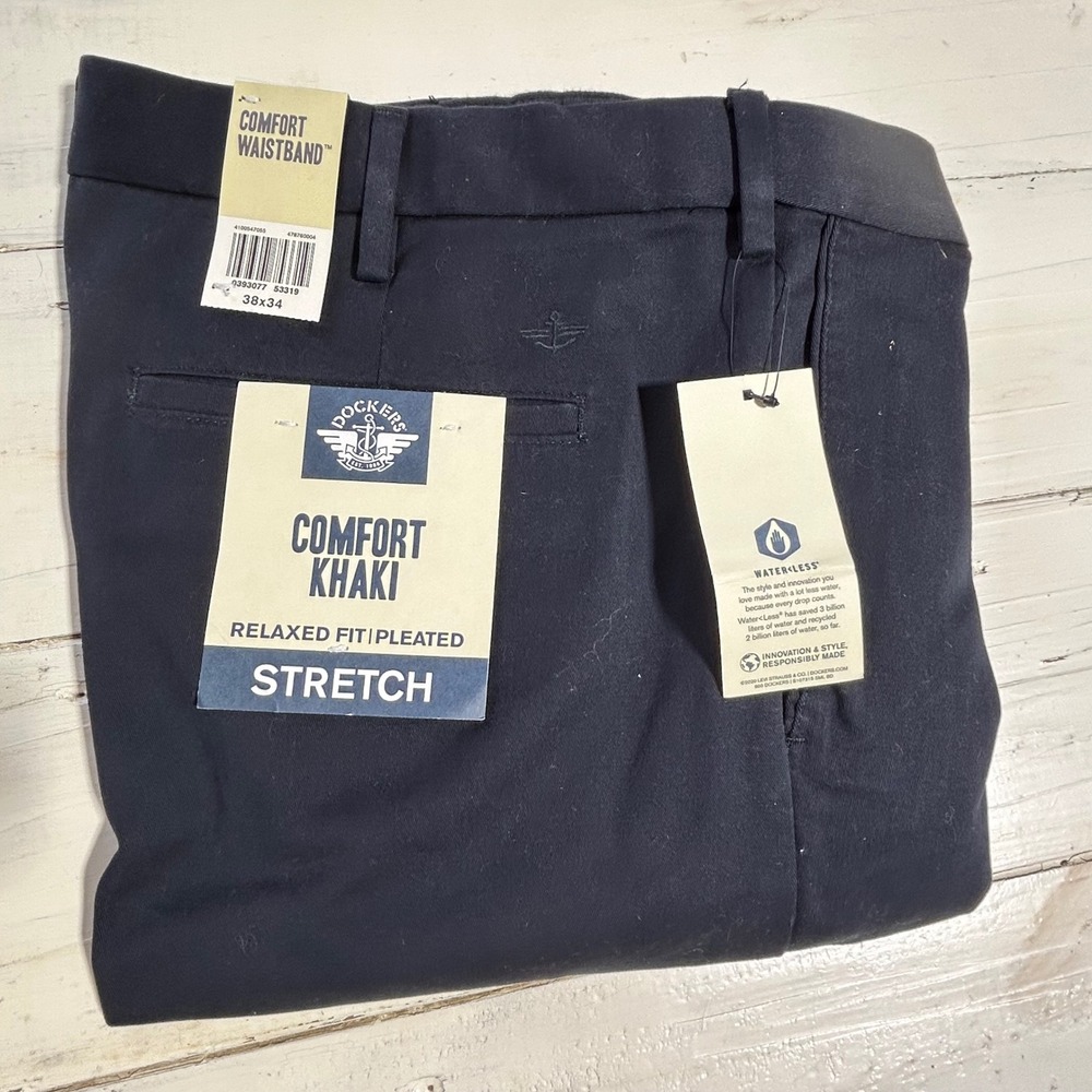 Dockers Mens Comfort Khaki Relaxed Fit Pleated Stretch Pants Navy Blue 38x34